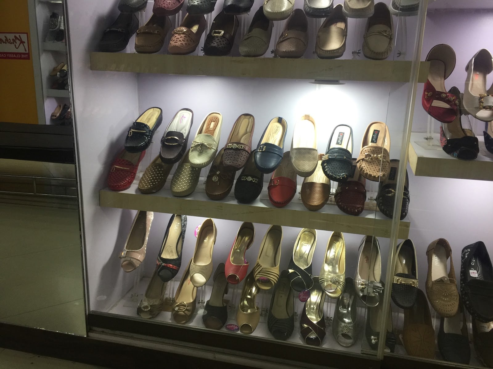 Aleem Shoe Palace photo 5