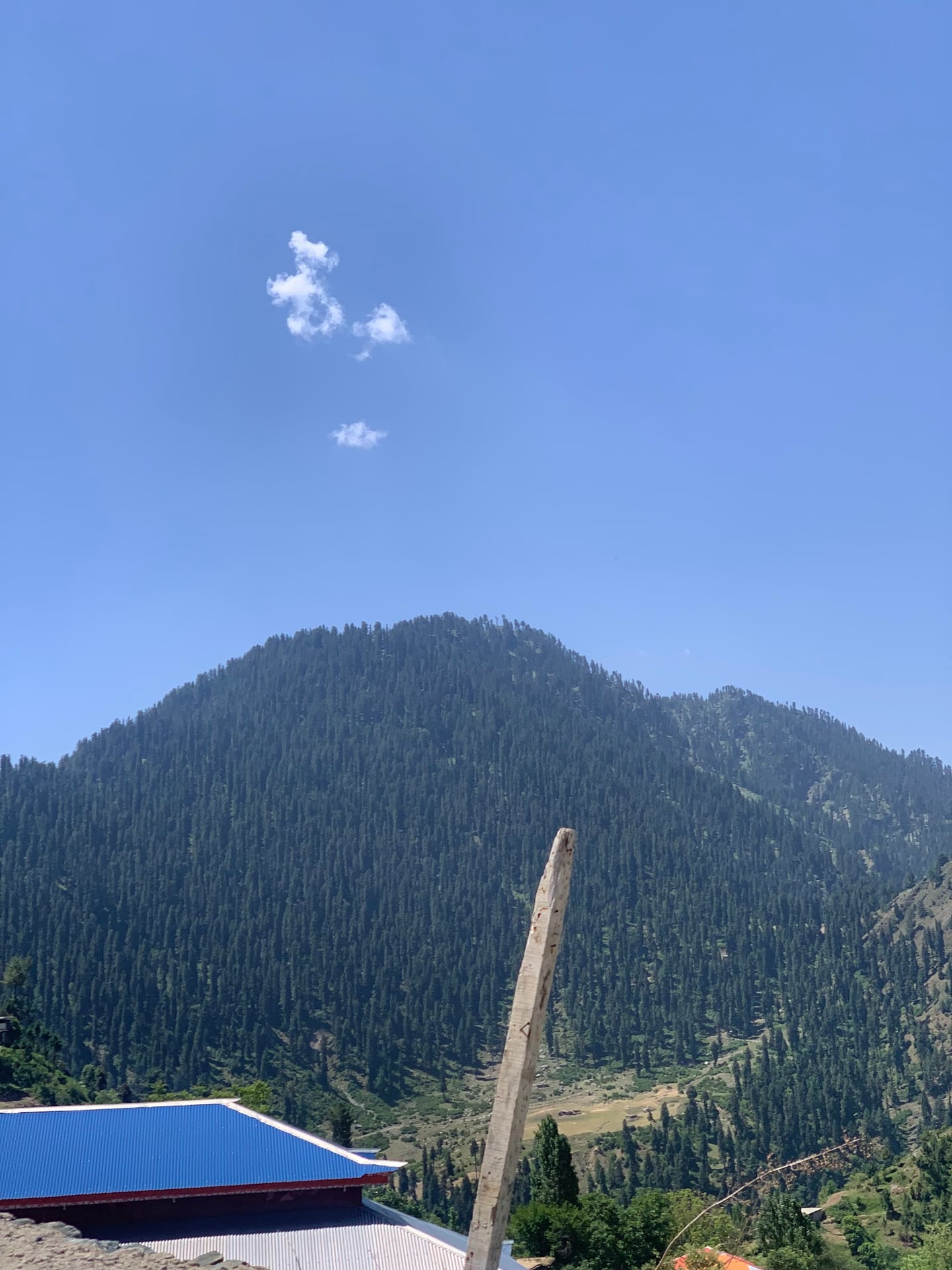 Ayesha Travellers Taxi Cab Tour and Travel service swat