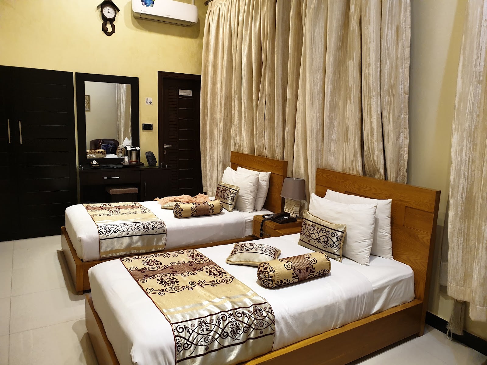 Burj Al Swat Hotel photo 2