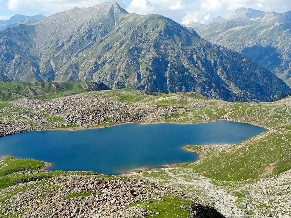 Daral Lake