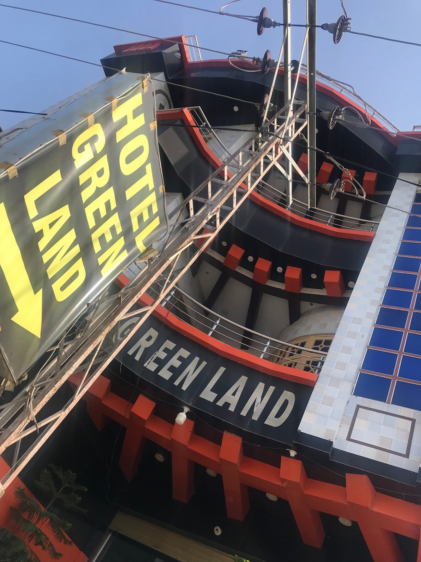 Green land hotel