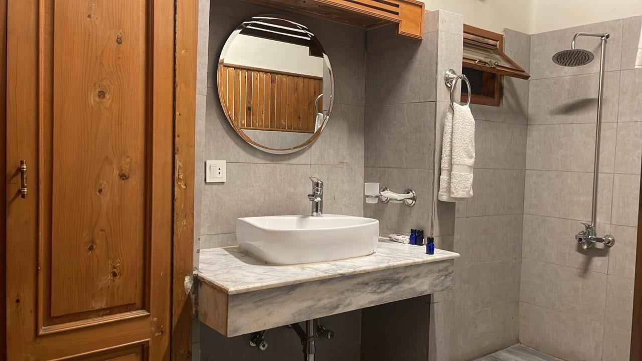 Greens Hotel By Roomy, Kalam photo 3