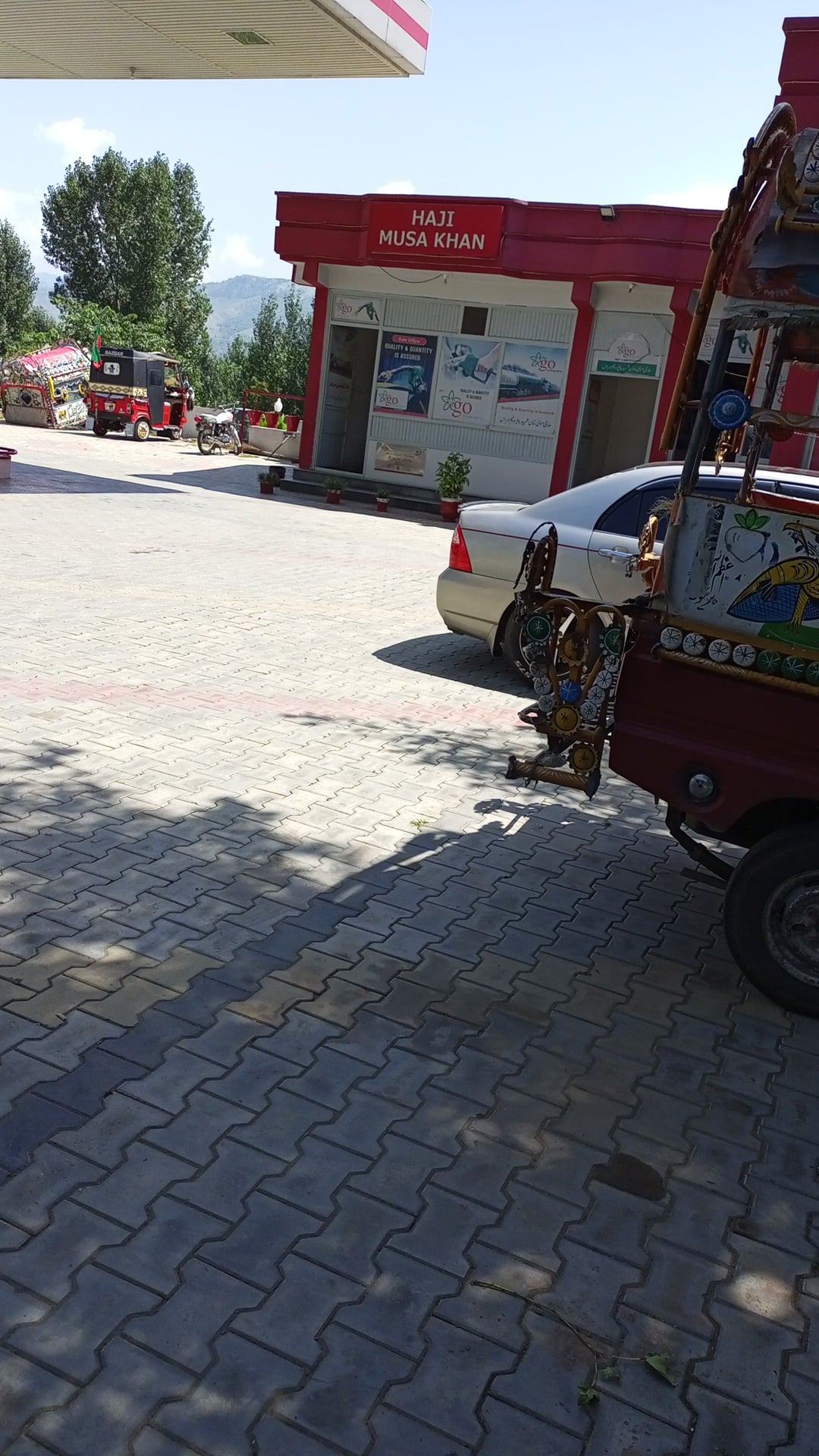 Haji.Musa Khan (Shaheed) GO(Gas & Oil) Filling Station photo 4