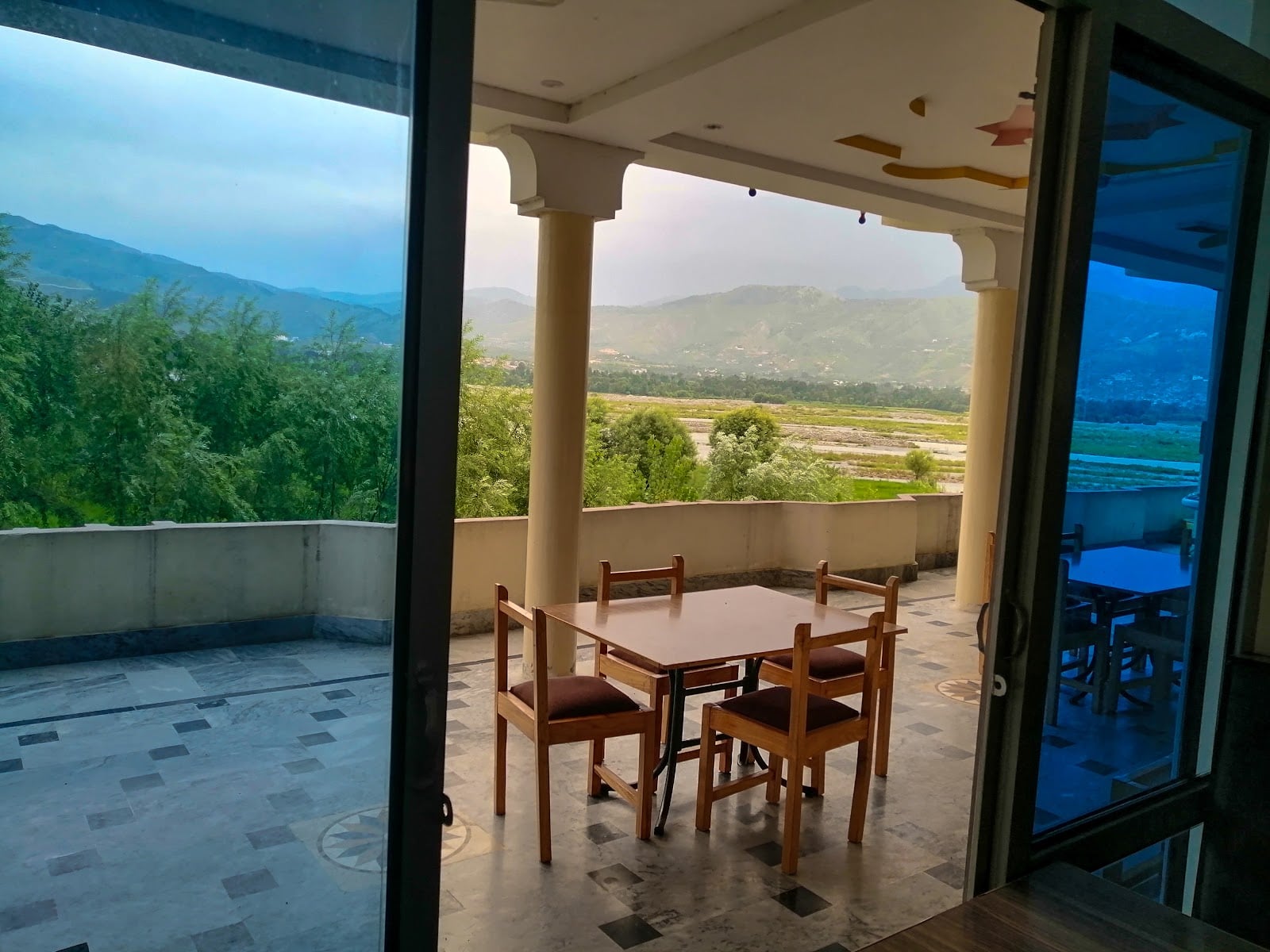 Hotel De Swat & Restaurant photo 5