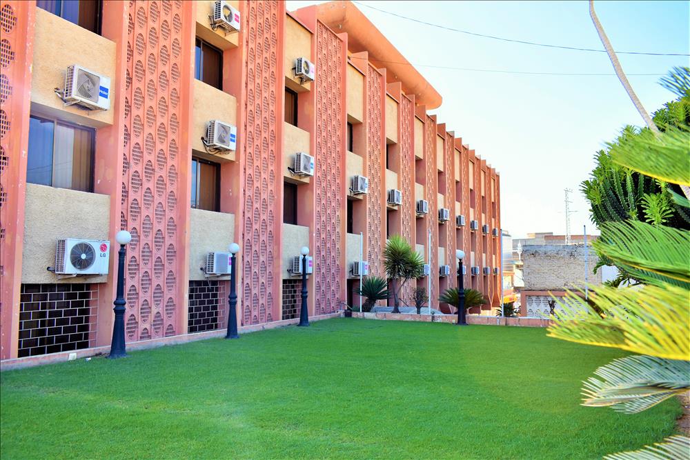 Hotel Pameer