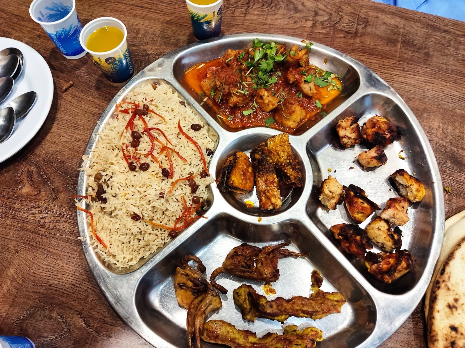 Hujra Restaurant photo 5