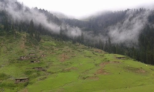 Jarogo Waterfall photo 3