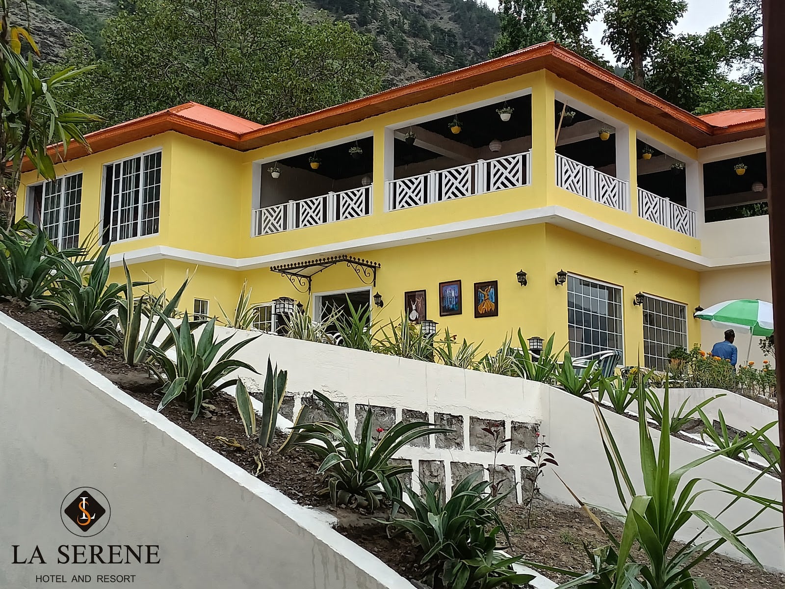La Serene Hotel and Resort photo 4