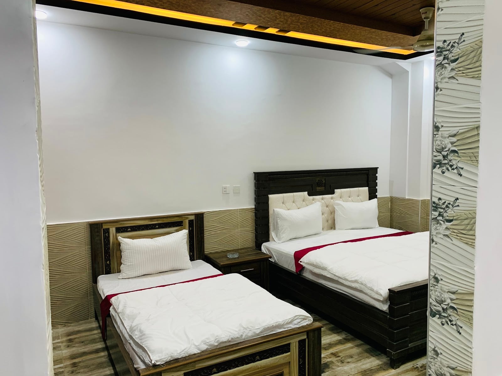 Lake View Hotel photo 5