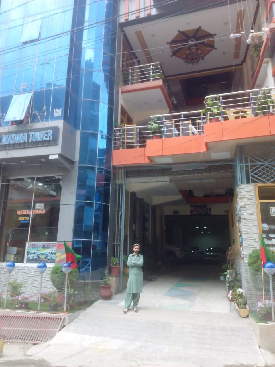 MADINA TOWER Hotel and Resturant