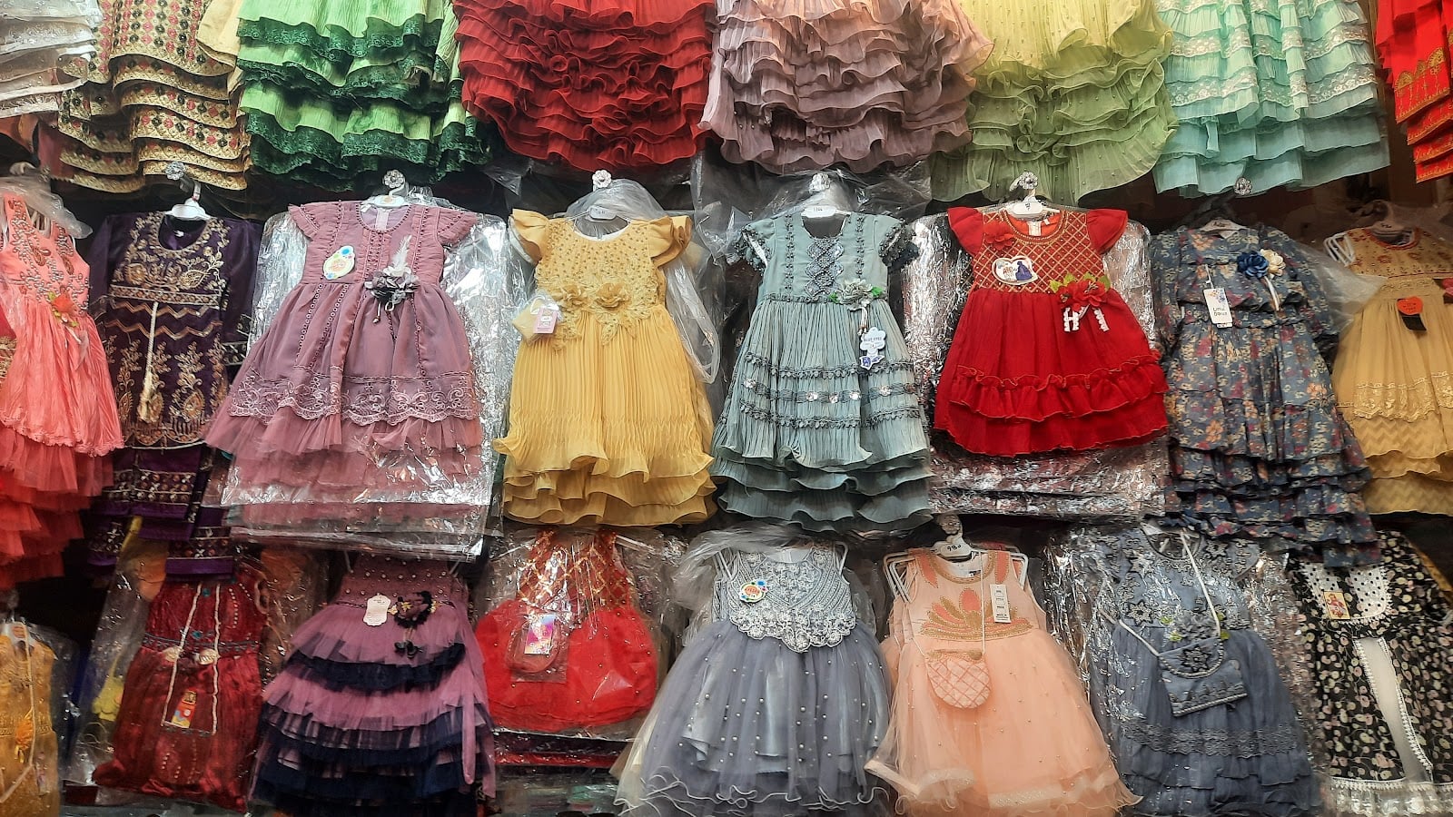 MARJAN LADIES SHOPPING CENTER photo 5
