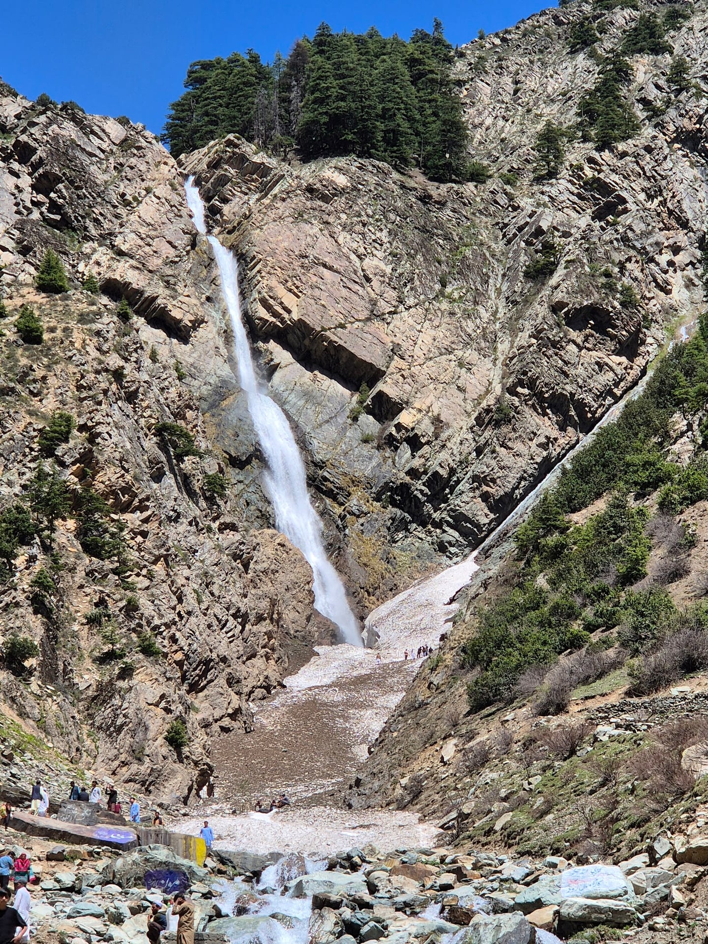 Matiltan/Ushu Waterfall