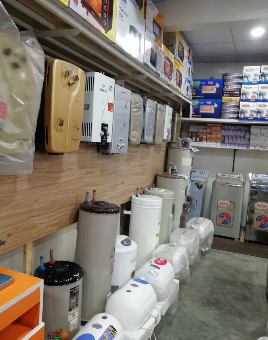 MIAN GUL AIZAZ IMPORTED ELECTRONICS AND REPAIRING SHOP photo 5