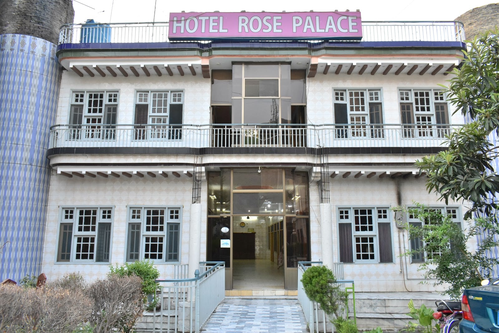 New Rose Hotel