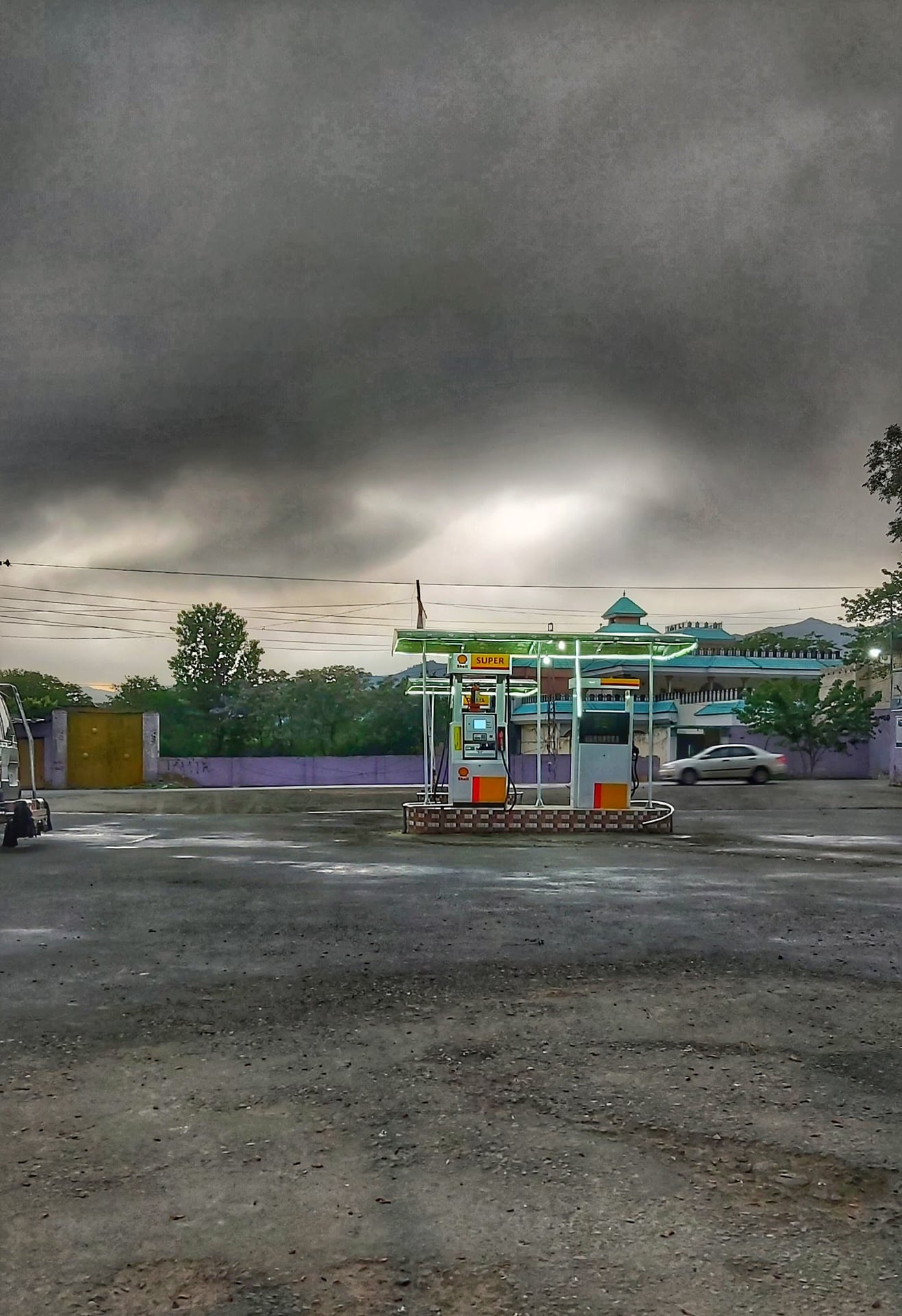 Petrol Pump Charbagh