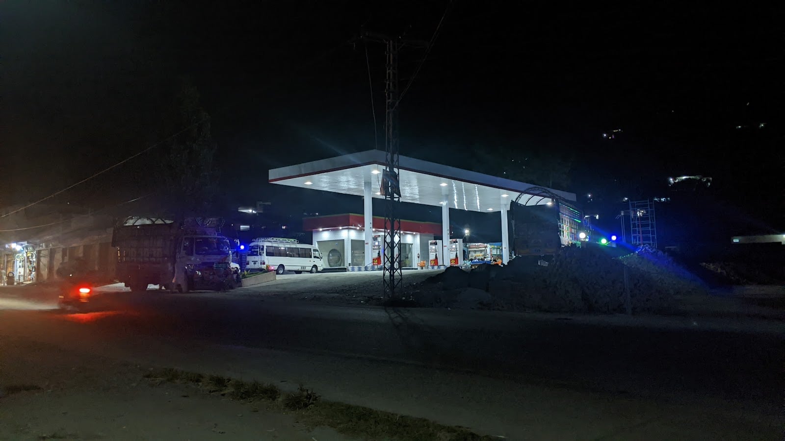 Petrol Pump Charbagh photo 2