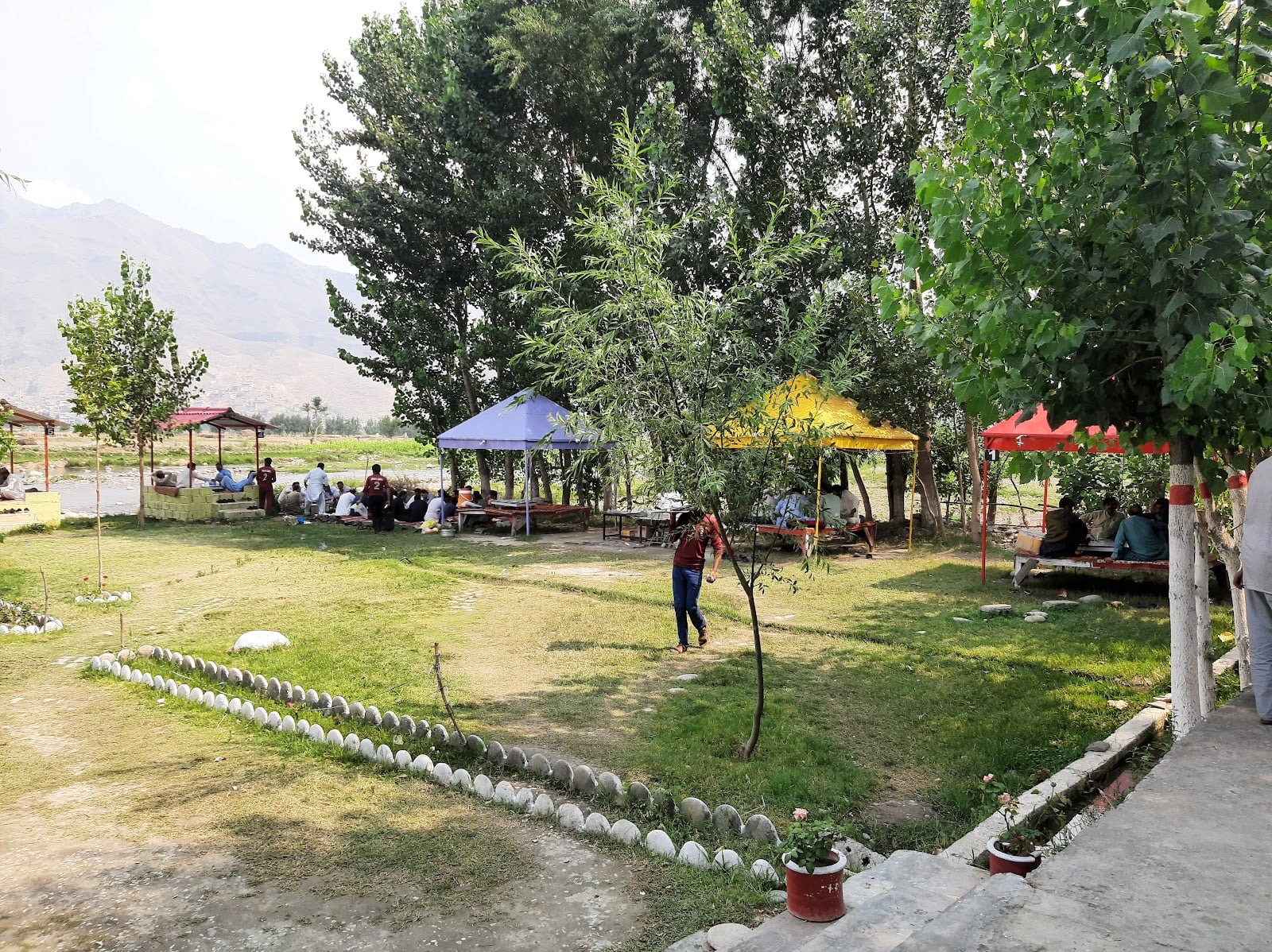 River Swat2 Restaurent parrai photo 5
