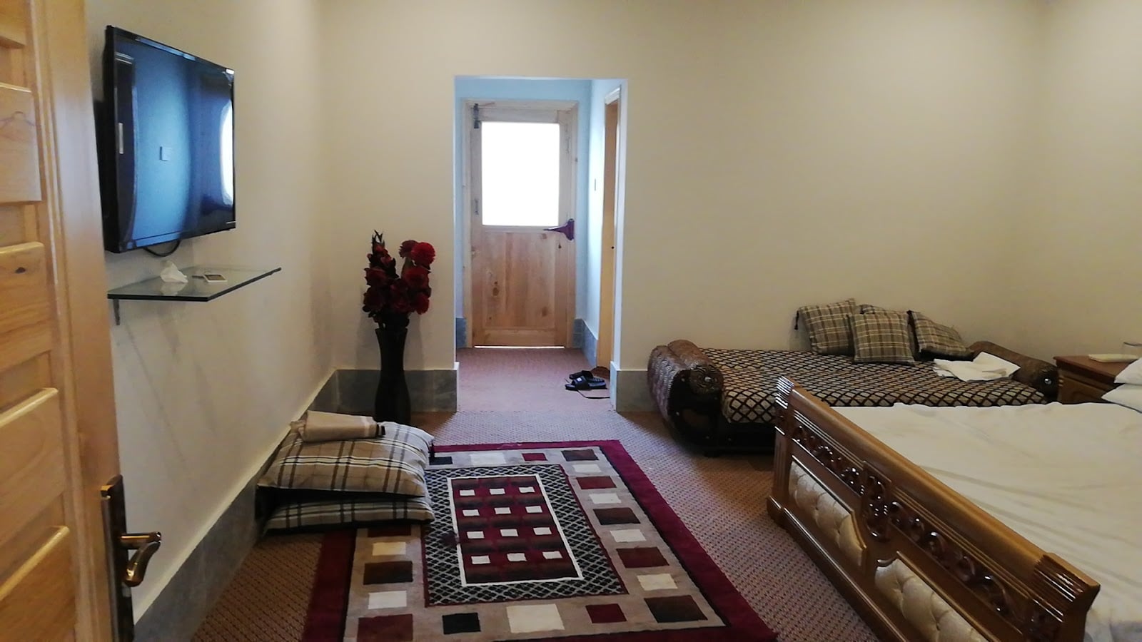 Royal Continental Hotel Kalam photo 2