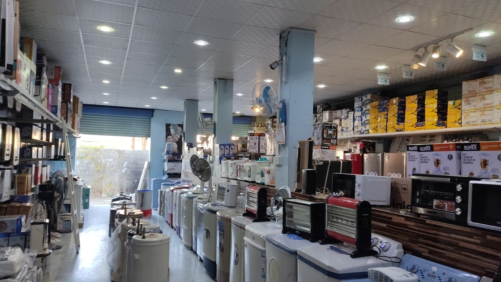 Saba Electronics photo 2