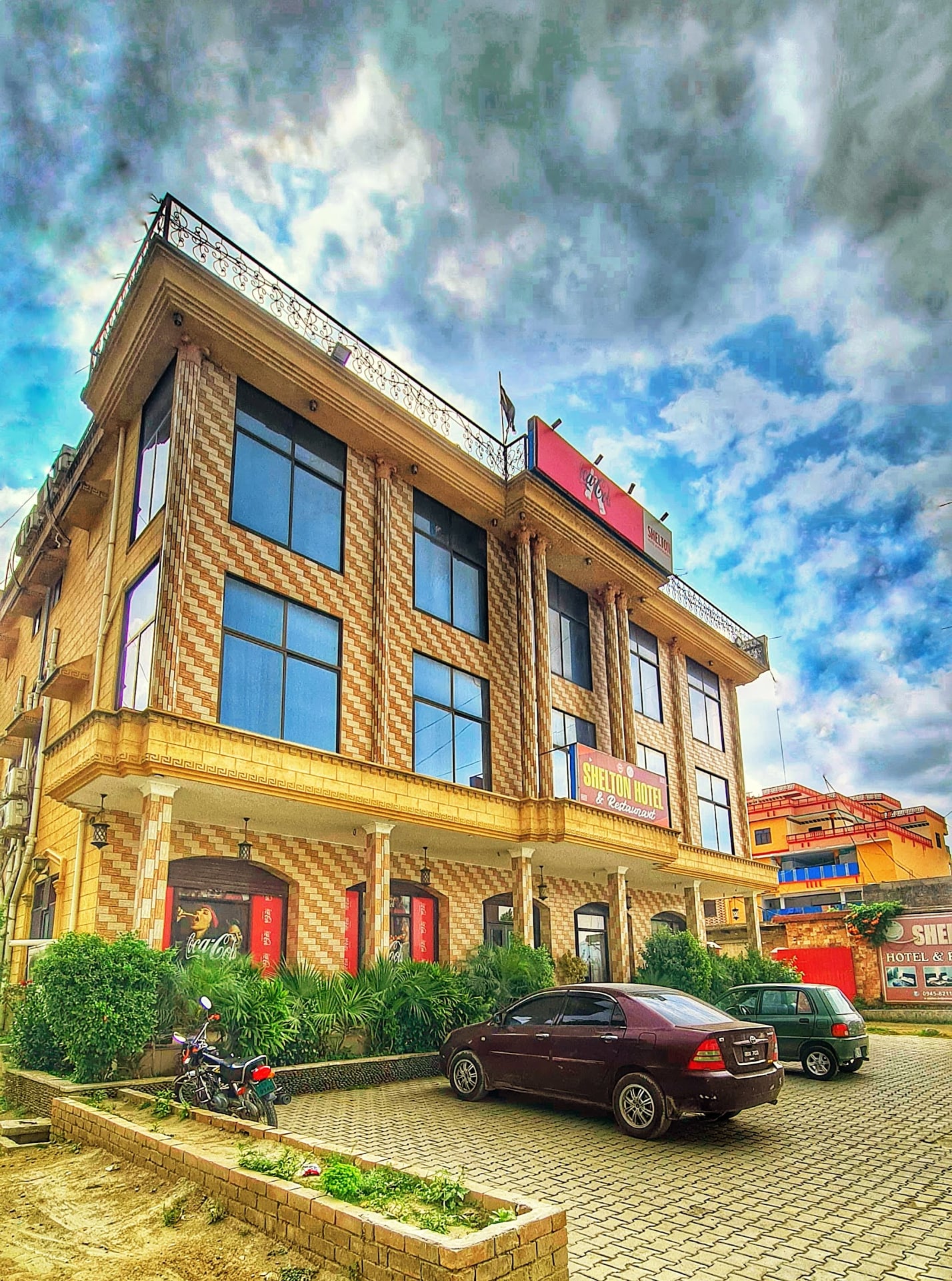 Shelton Hotel and Restaurant