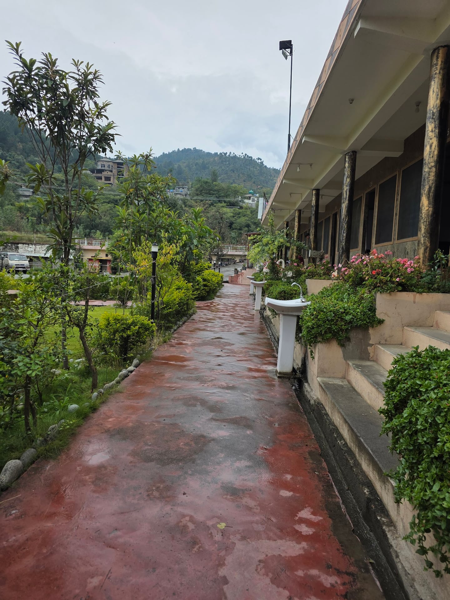 Swat Munal Restaurant And Park photo 5