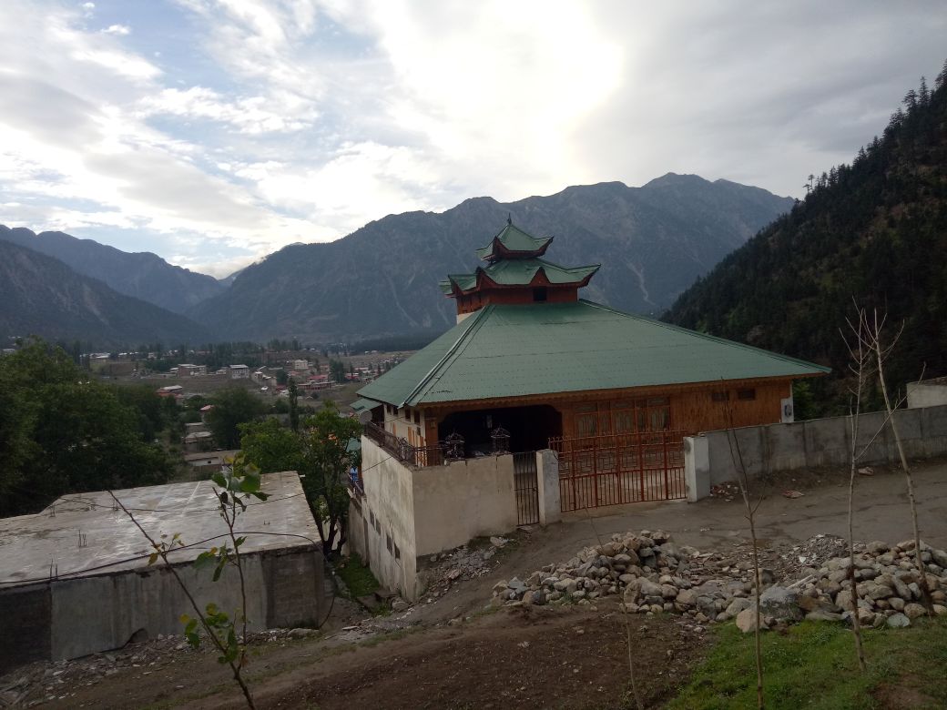 Woods Resort Kalam